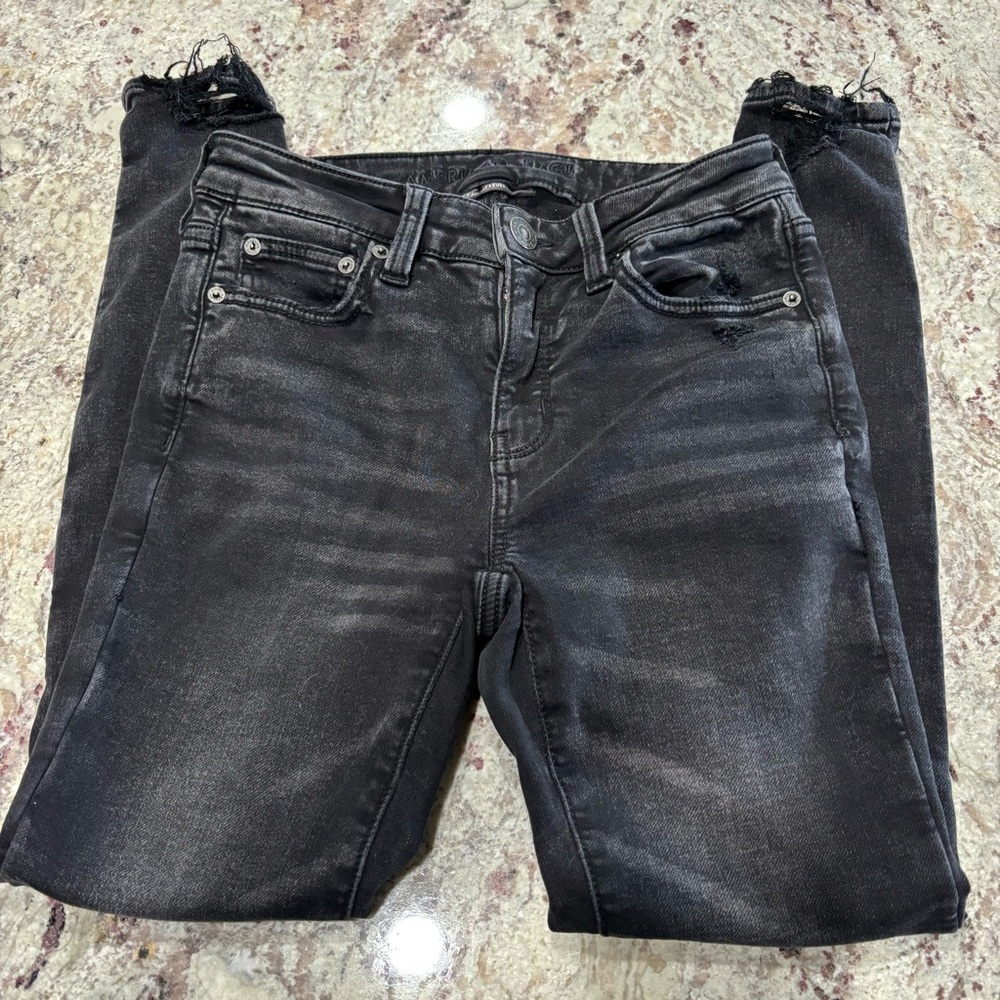 American Eagle cozy next level stretch black jeggings mid-rise size 4 short